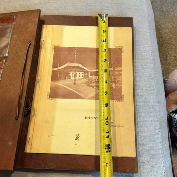 Johnnys  dock restaurant Tacoma, Washington Wood menu vintage - Picture 5 of 11